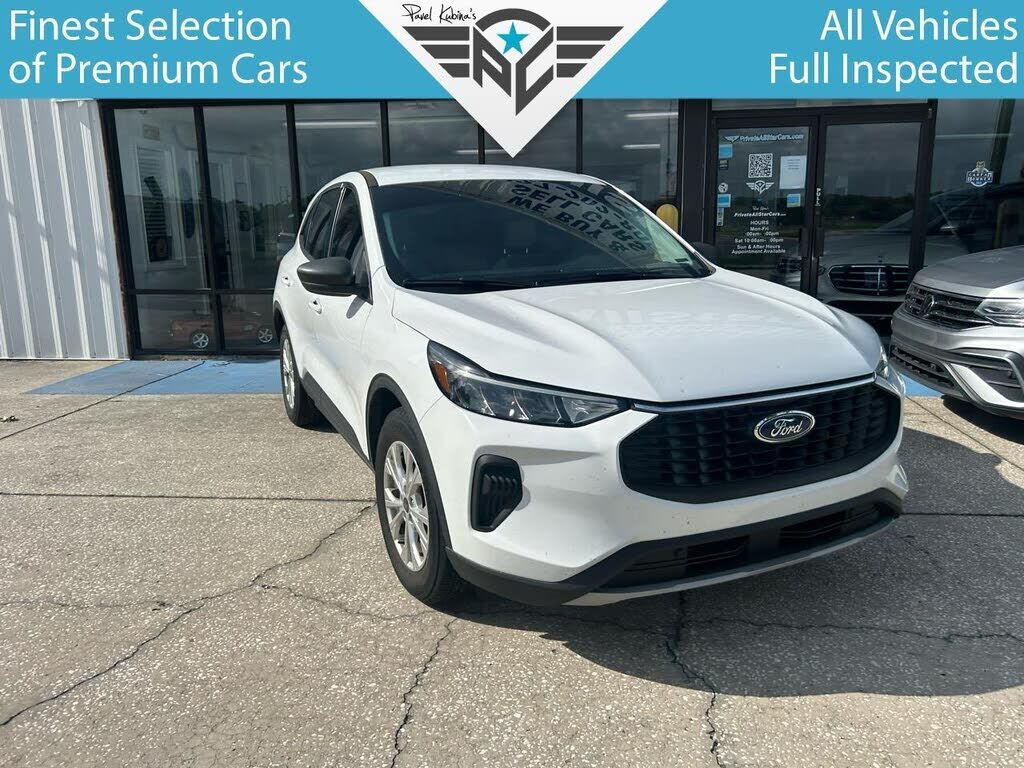 2024 FORD Escape