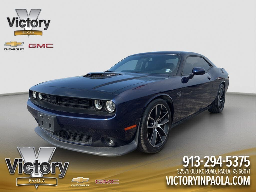 2017 DODGE Challenger