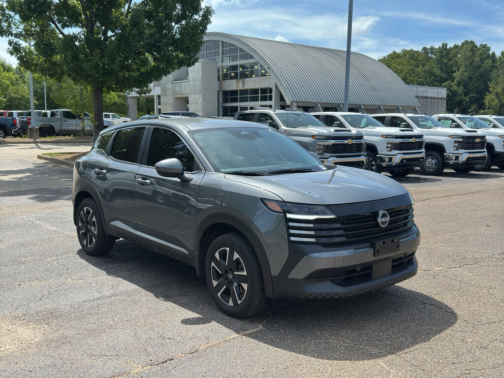 2025 NISSAN Kicks