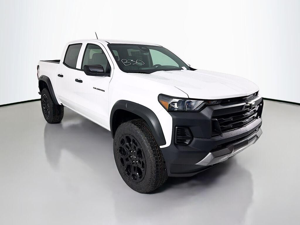 2026 CHEVROLET Colorado