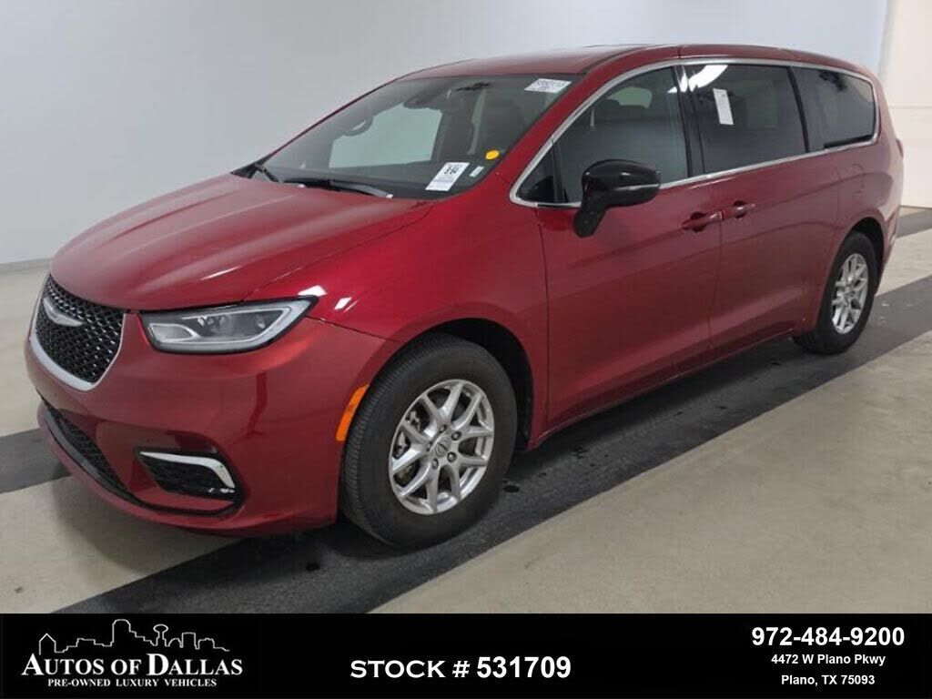 2025 CHRYSLER Pacifica