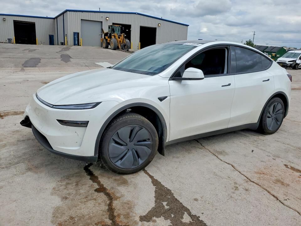 2026 TESLA Model Y