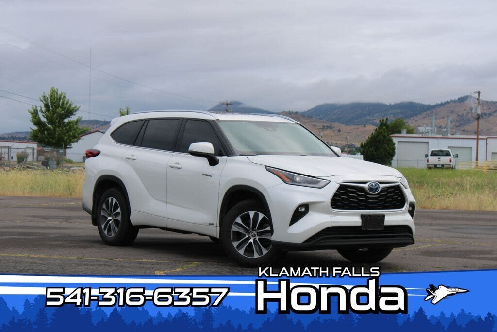 2021 TOYOTA Highlander