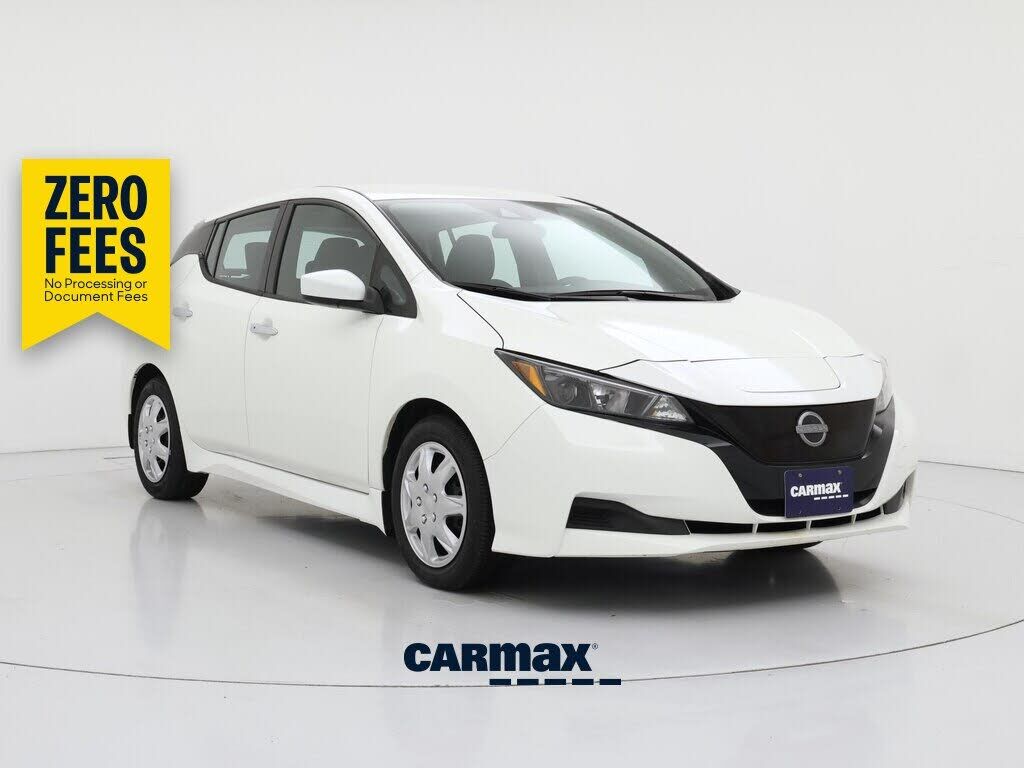 2025 NISSAN Leaf