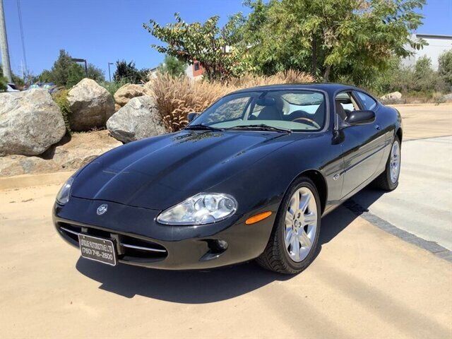 2000 JAGUAR XK8