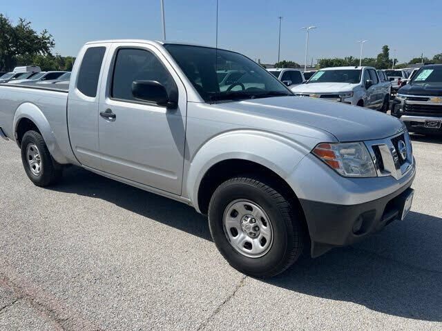 2011 NISSAN Frontier
