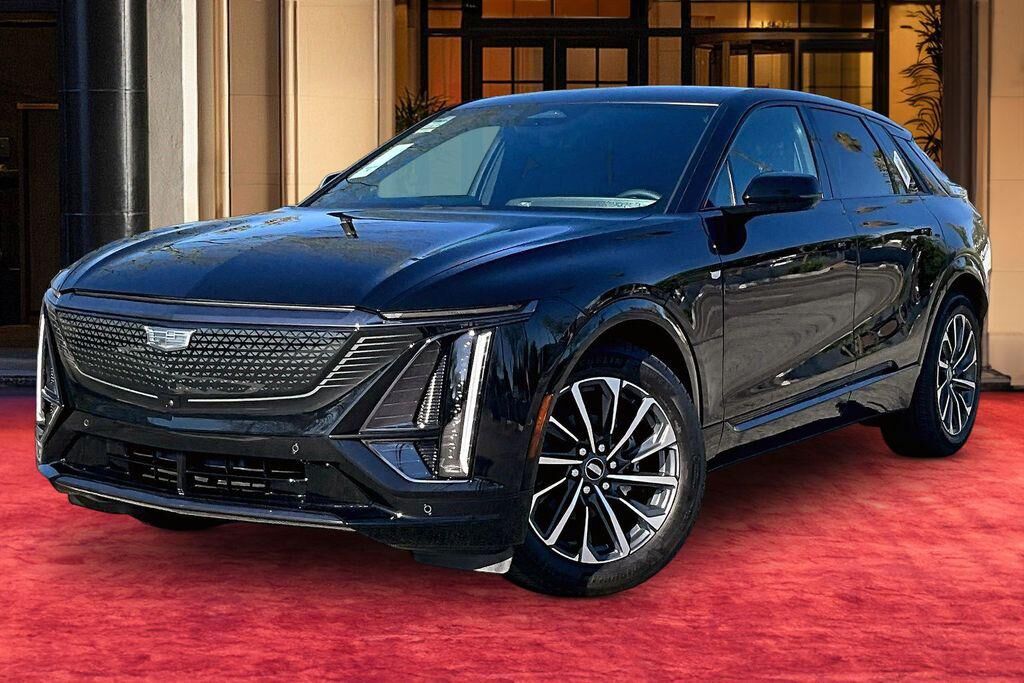 2026 CADILLAC Lyriq