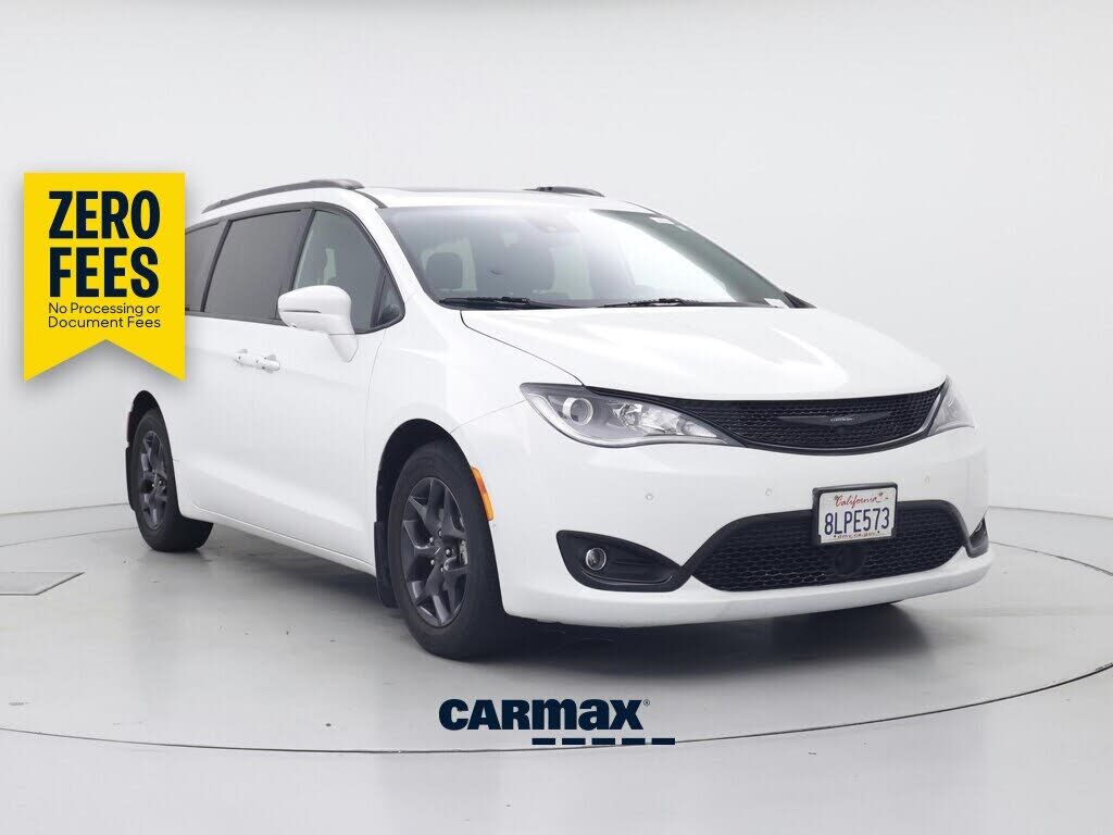2019 CHRYSLER Pacifica