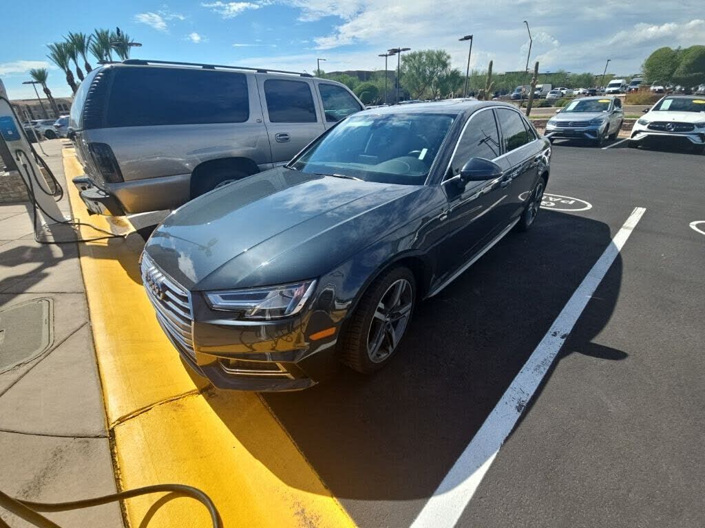 2017 AUDI A4
