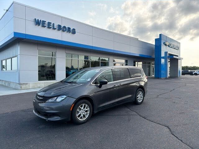 2022 CHRYSLER Pacifica
