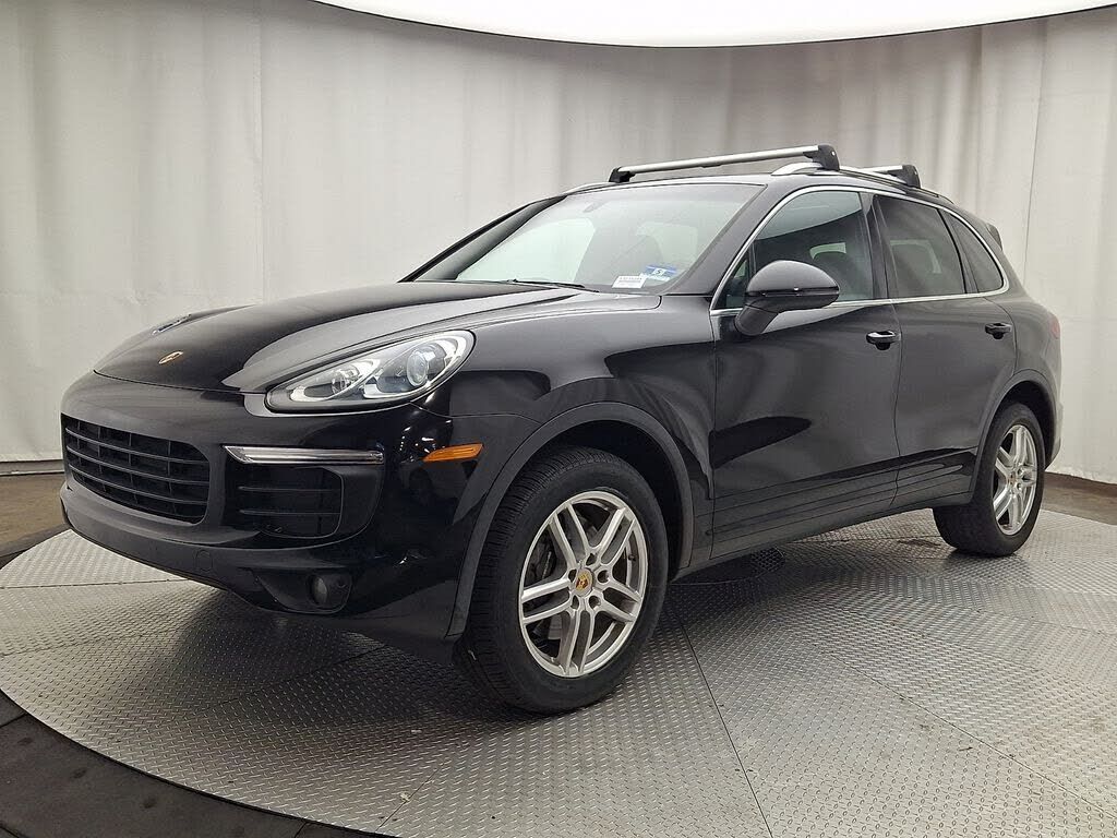 2018 PORSCHE Cayenne