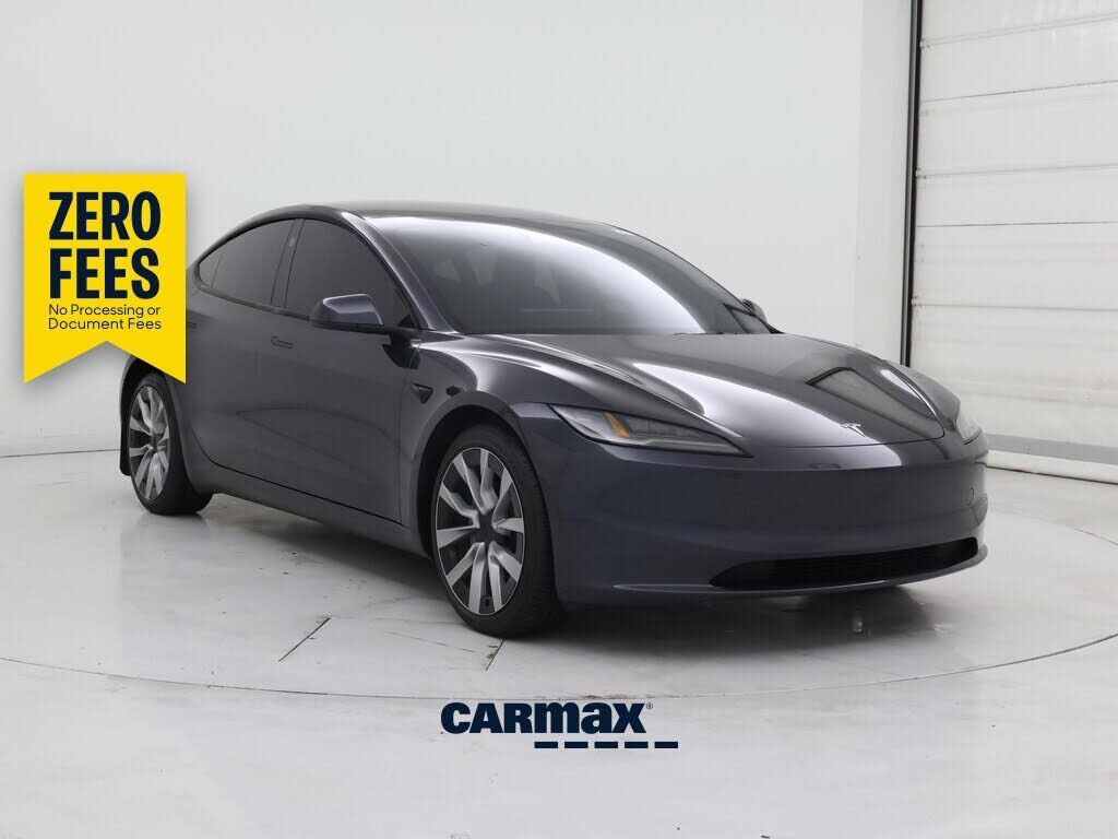 2025 TESLA Model 3