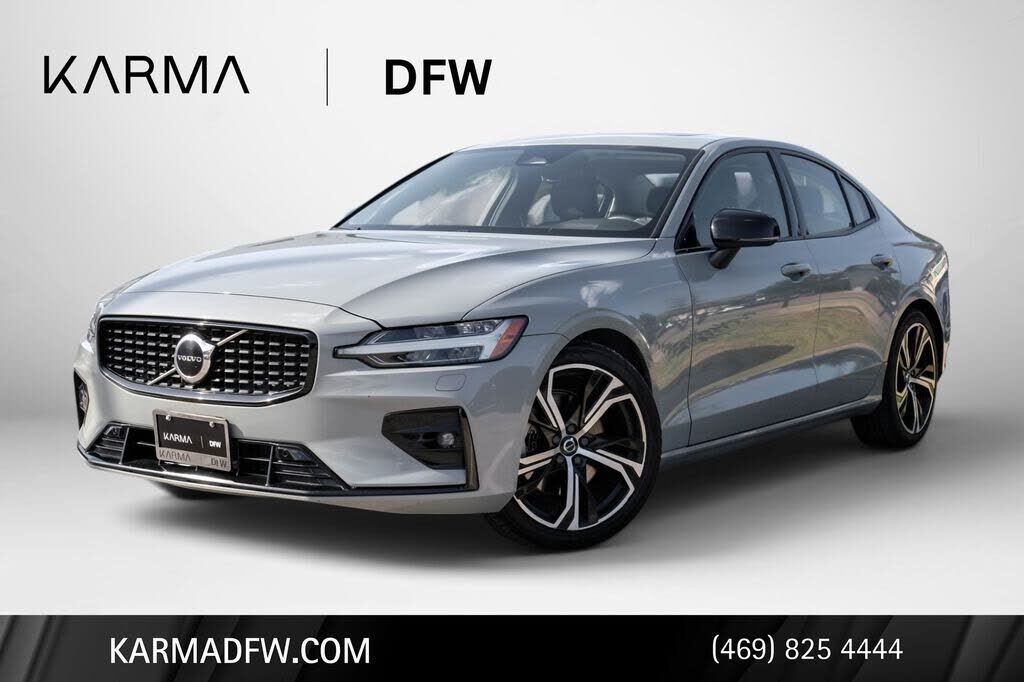 2024 VOLVO S60