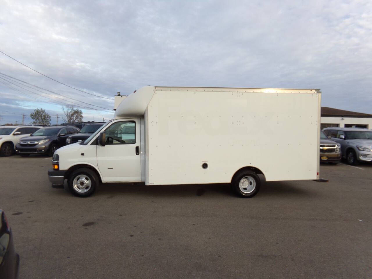 2018 CHEVROLET Express
