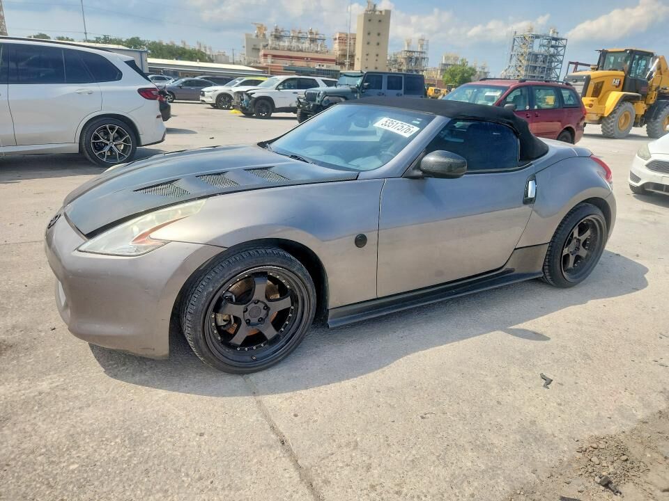 2010 NISSAN 370Z