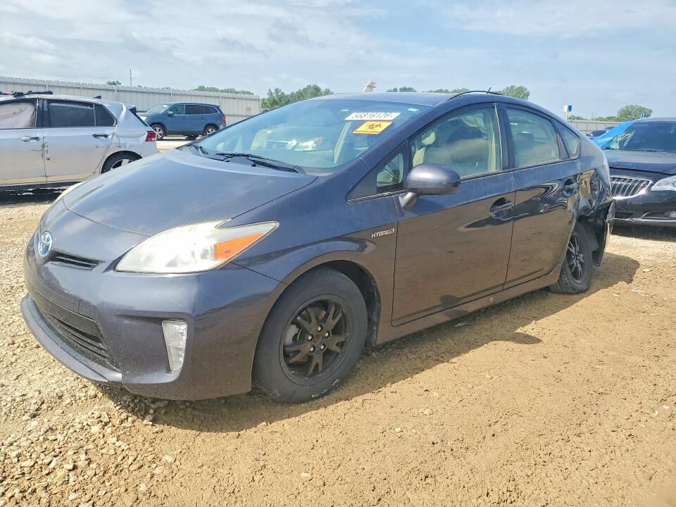 2013 TOYOTA PRIUS