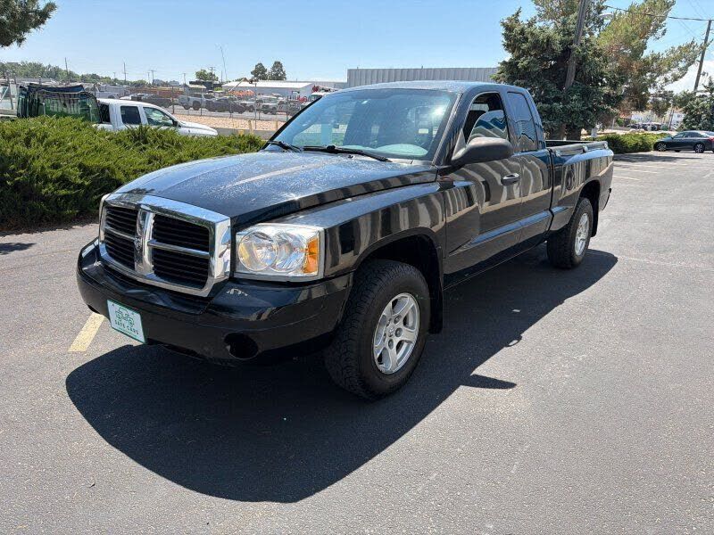 2005 DODGE Dakota