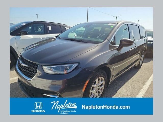 2023 CHRYSLER Pacifica