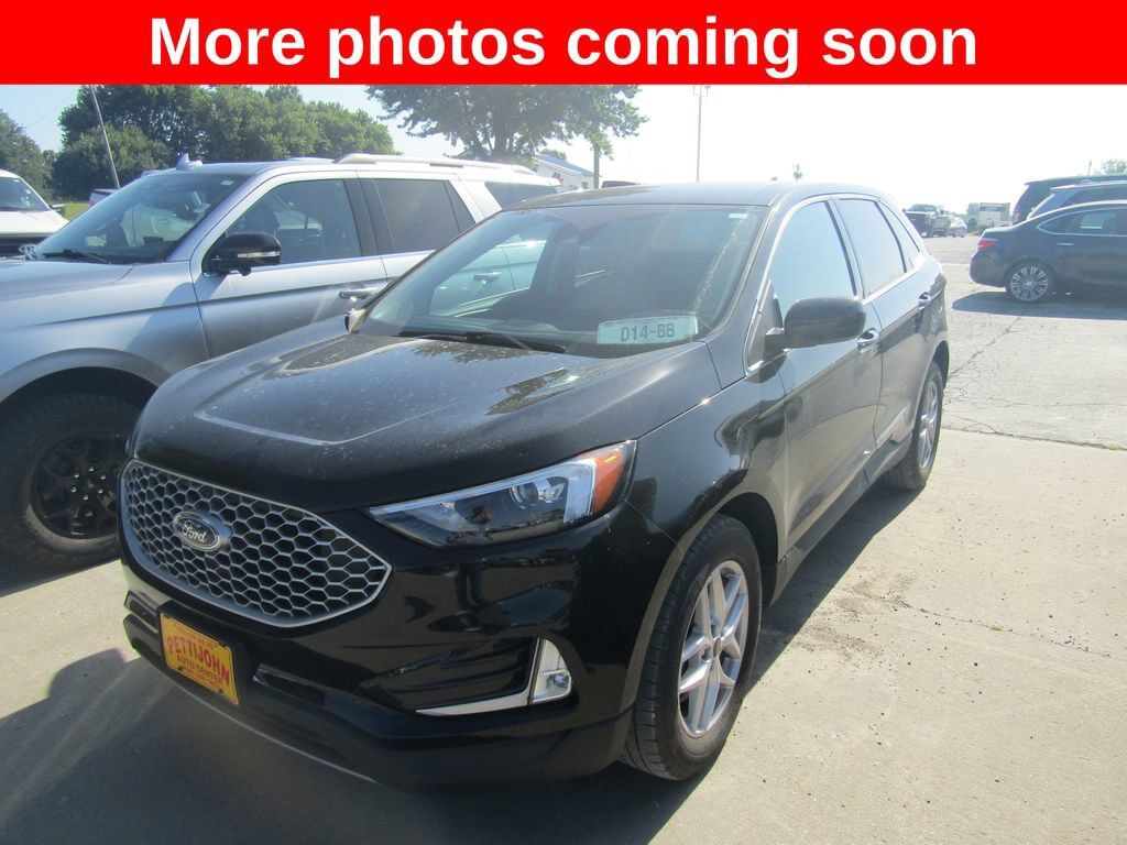 2023 FORD Edge