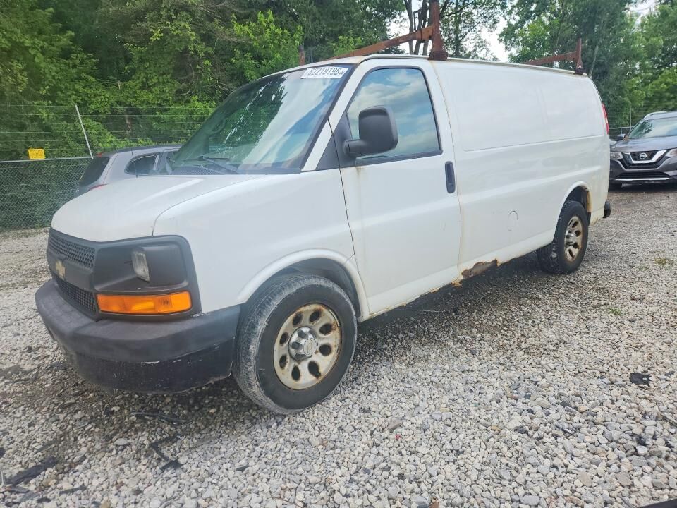 2012 CHEVROLET Express