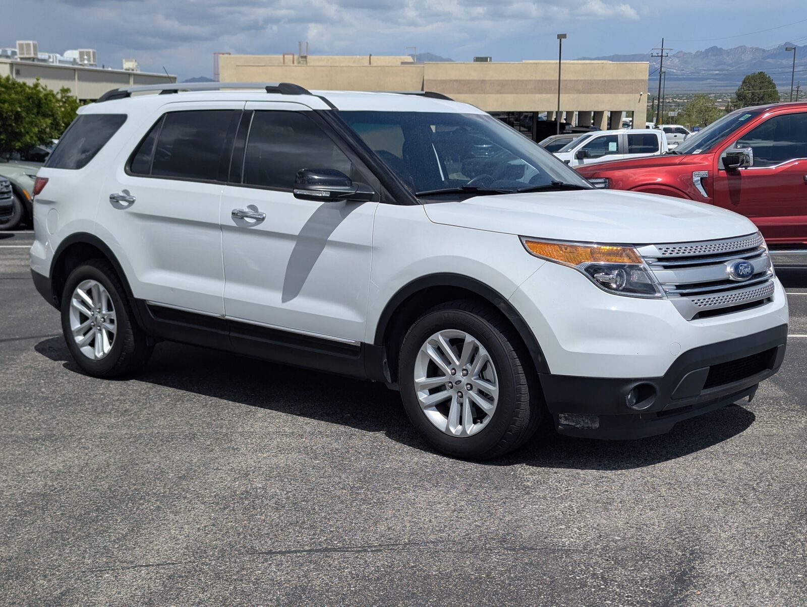 2015 FORD Explorer