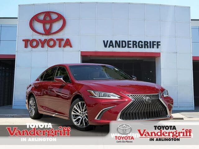 2019 LEXUS ES