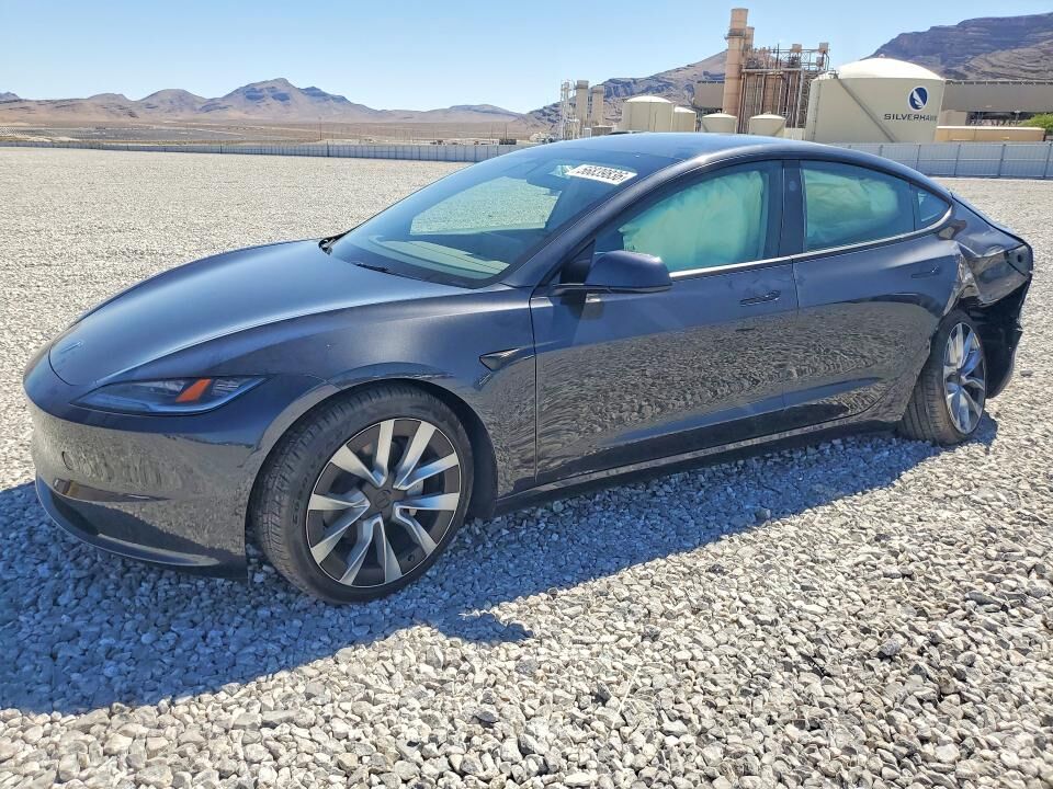 2025 TESLA Model 3