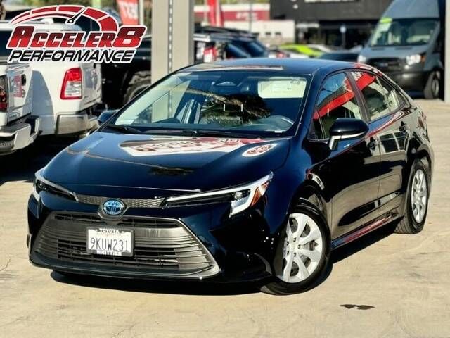 2024 TOYOTA Corolla