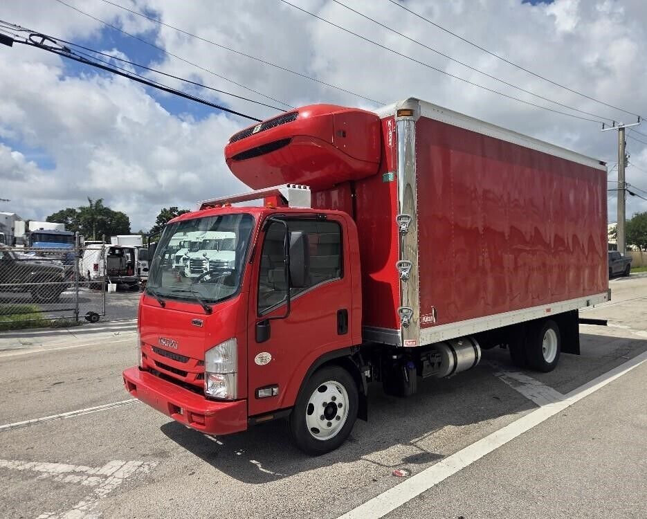 2020 ISUZU NRR