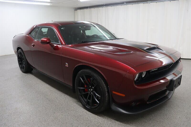 2019 DODGE Challenger