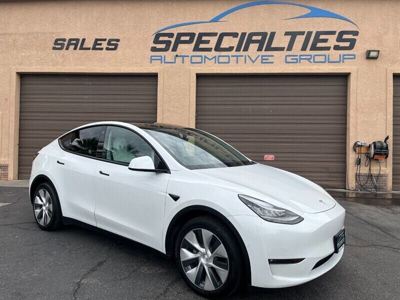 2022 TESLA Model Y