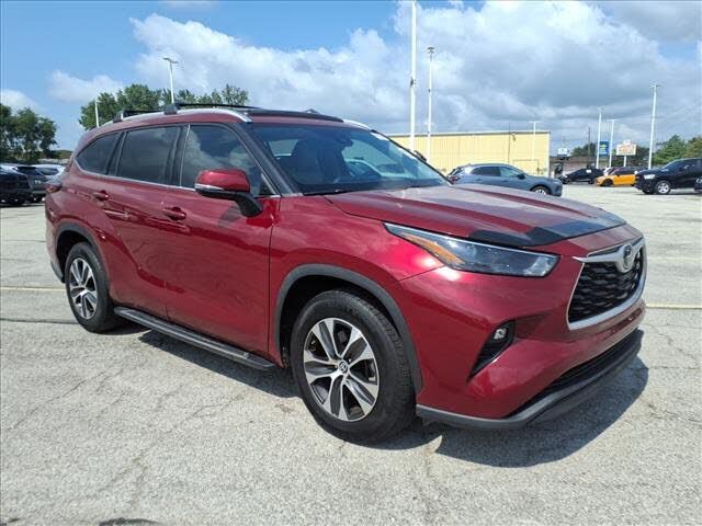 2022 TOYOTA Highlander
