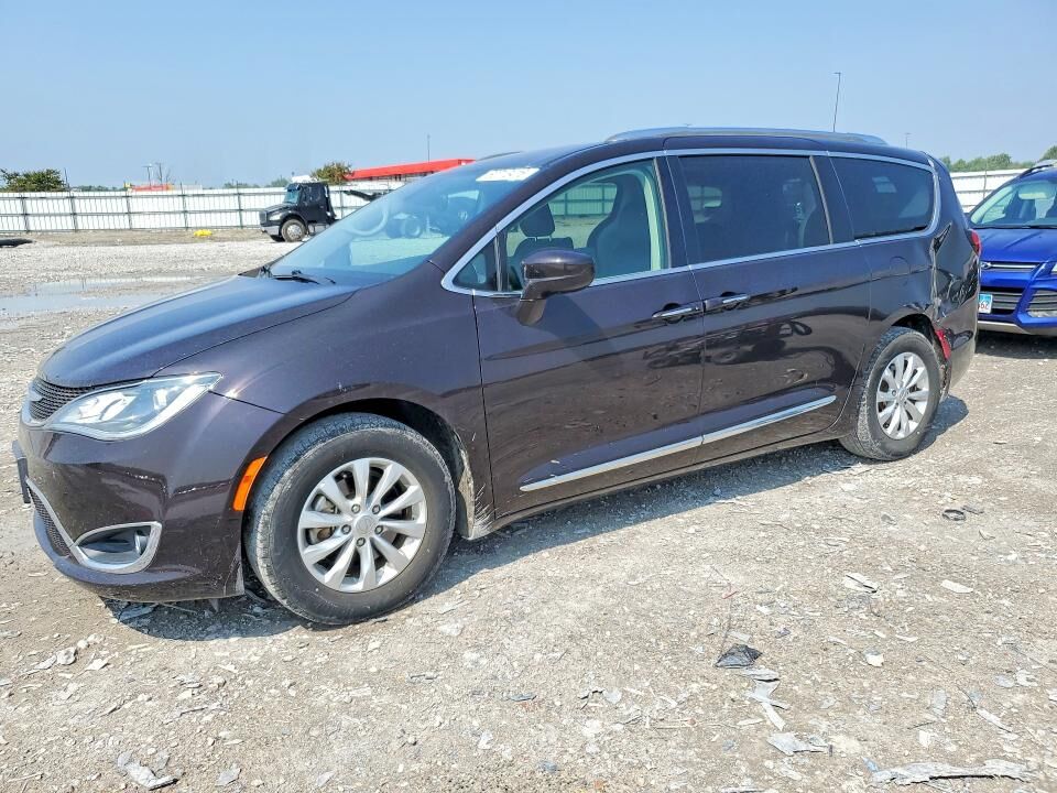 2018 CHRYSLER Pacifica
