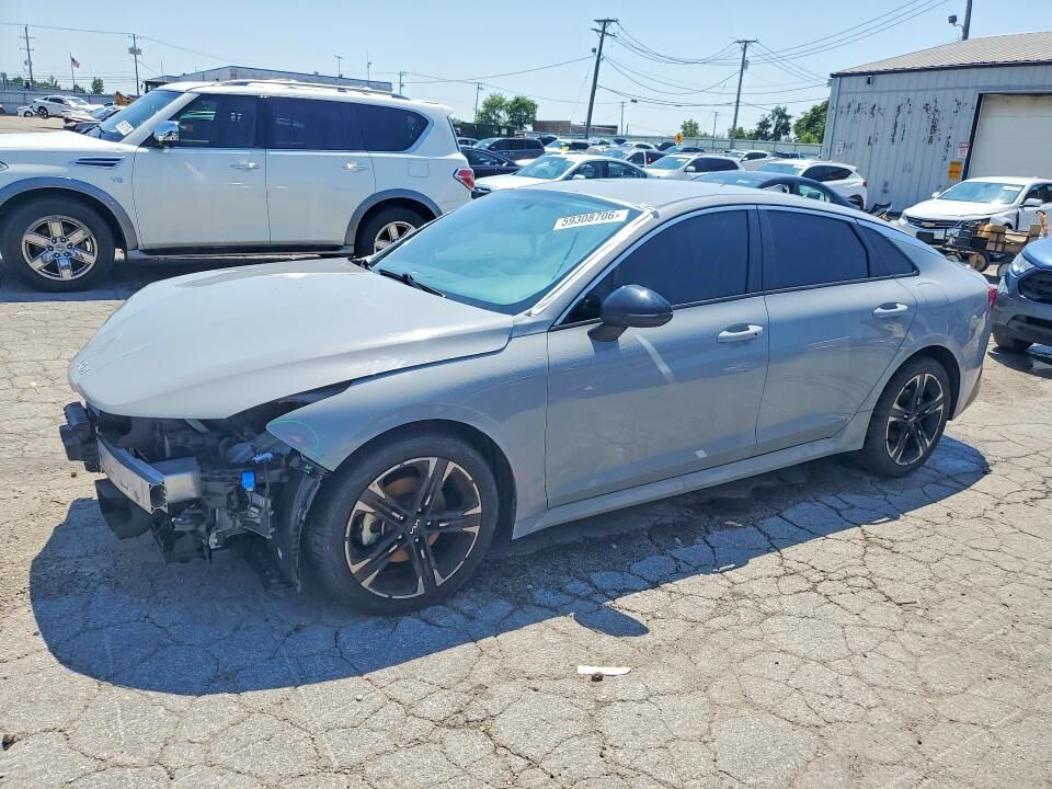 2022 KIA K5