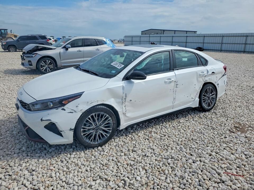 2024 KIA Forte