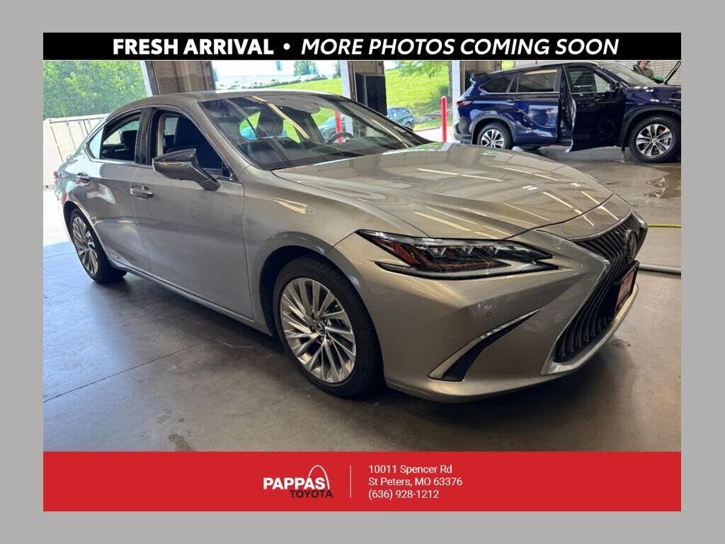 2020 LEXUS ES