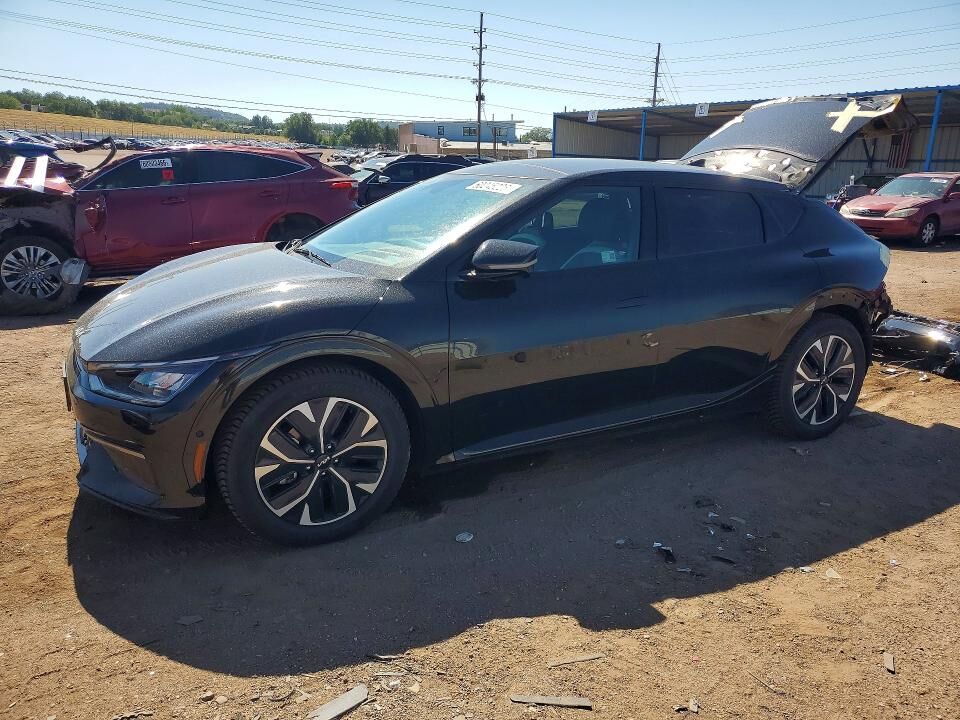 2023 KIA EV6
