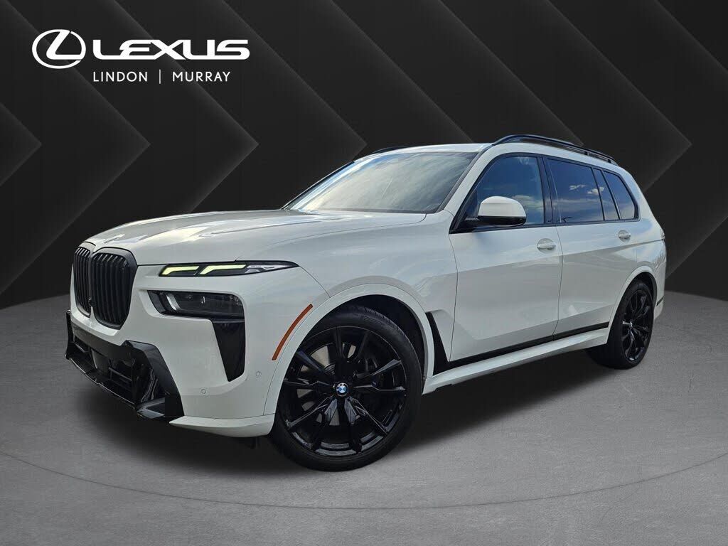 2023 BMW X7
