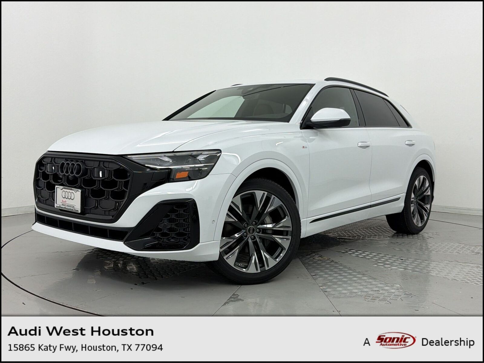 2026 AUDI Q8