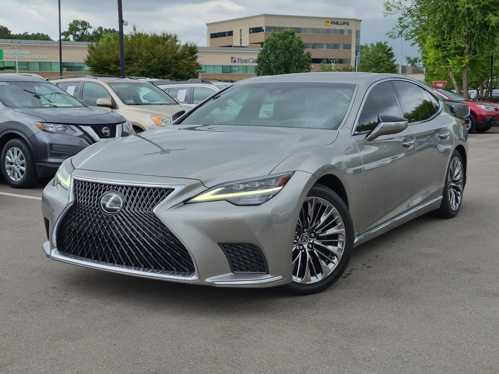 2021 LEXUS LS