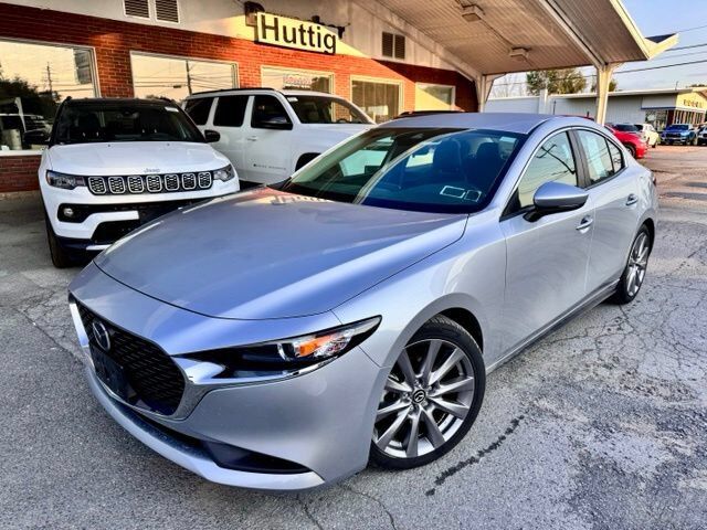 2021 MAZDA Mazda3