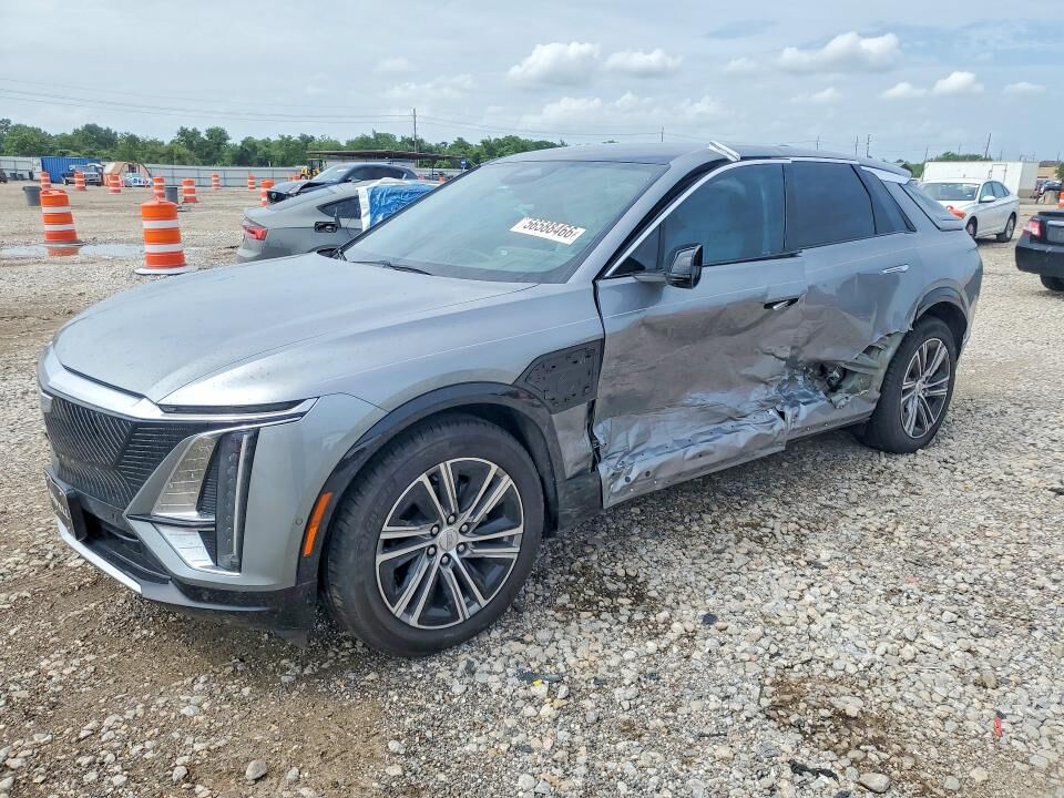 2025 CADILLAC Lyriq