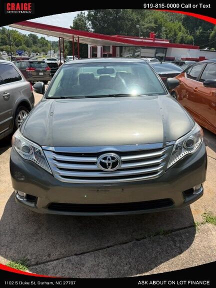 2011 TOYOTA Avalon