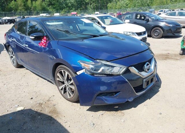 2016 NISSAN Maxima