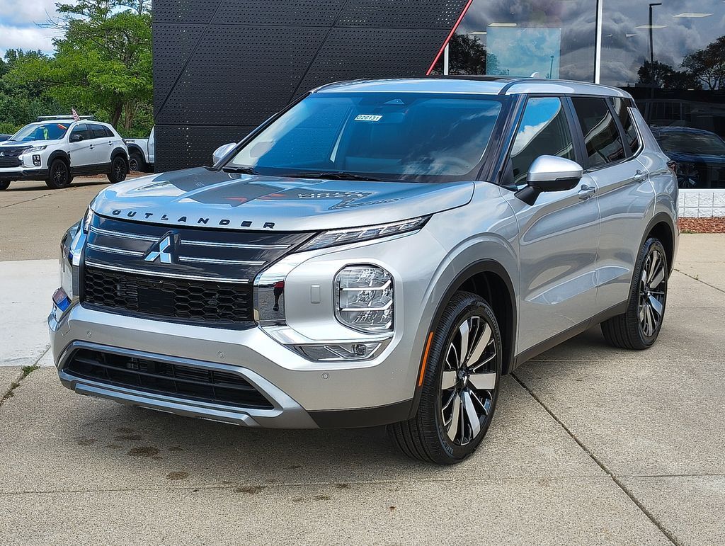 2026 MITSUBISHI Outlander