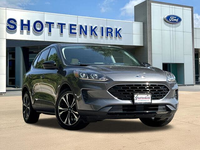 2022 FORD Escape