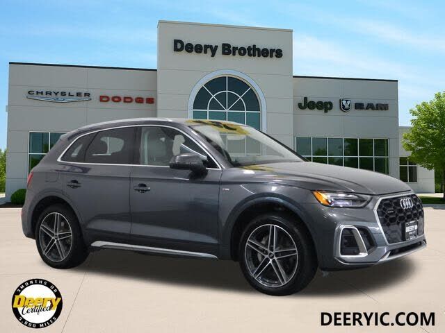2021 AUDI Q5 e