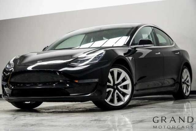 2020 TESLA Model 3
