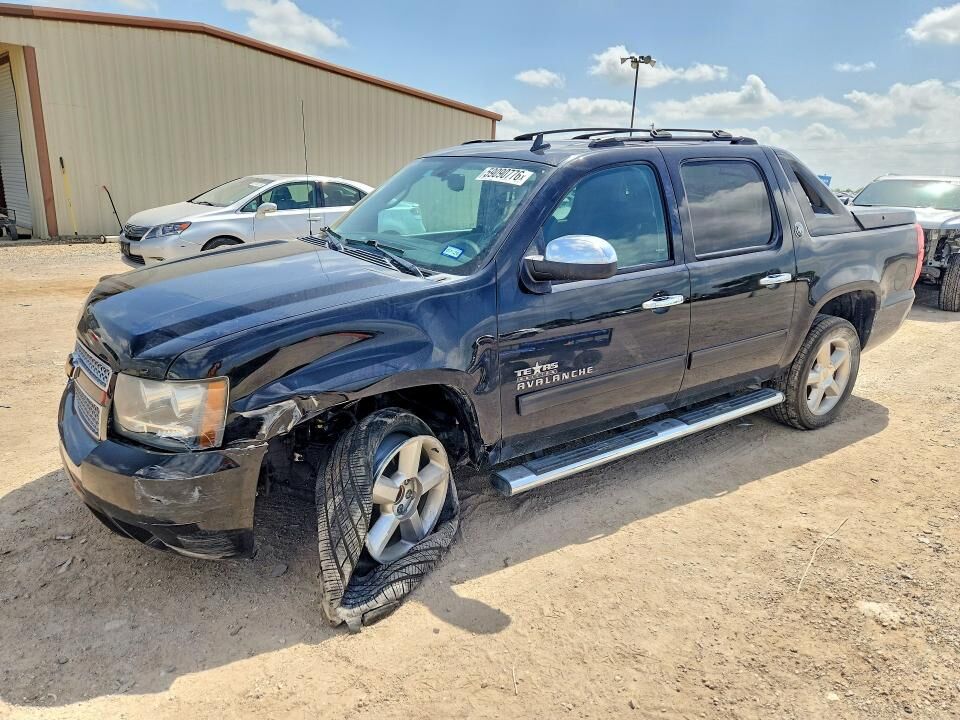 2013 CHEVROLET Avalanche