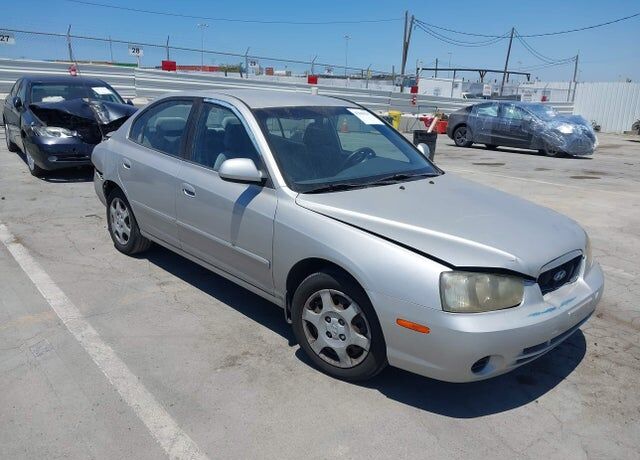 2002 HYUNDAI Elantra